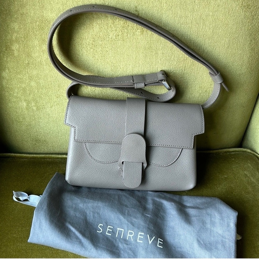 Minimalist Senreve Aria Pebbled Sand Leather Belt Bag Crossbody OS Italy Silver